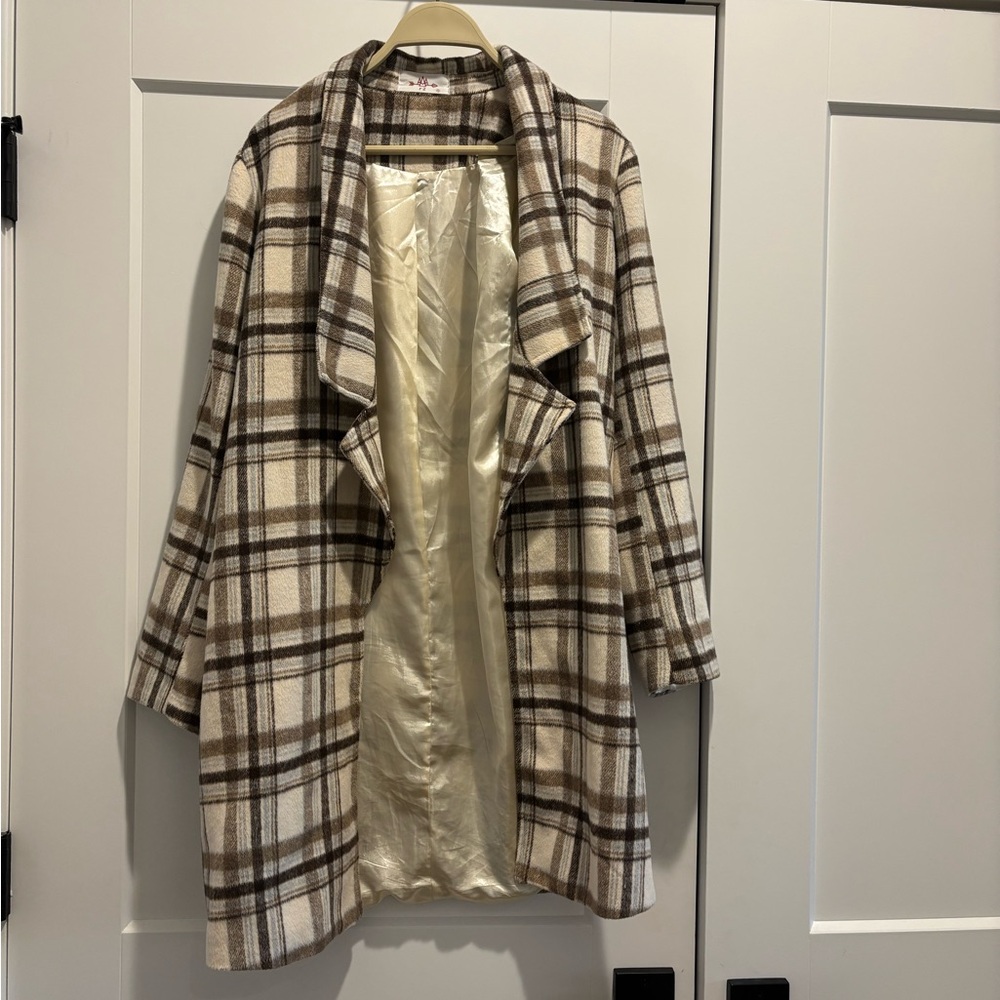 R2 Plaid Cape Jacket - Brown and Cream
